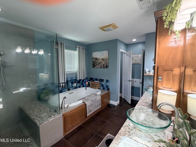 15 S Highlands Drive, Poplarville, MS 39470