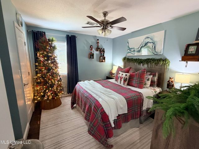 15 S Highlands Drive, Poplarville, MS 39470