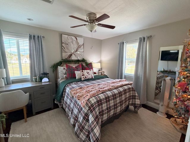 15 S Highlands Drive, Poplarville, MS 39470