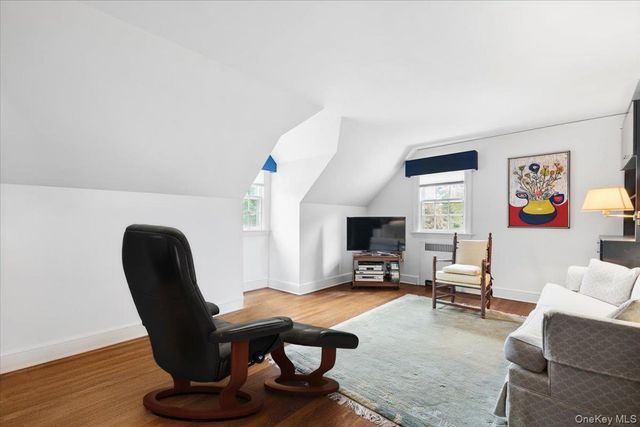 115 Ogden Avenue, White Plains, NY 10605
