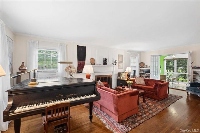 115 Ogden Avenue, White Plains, NY 10605