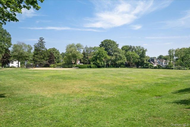 115 Ogden Avenue, White Plains, NY 10605