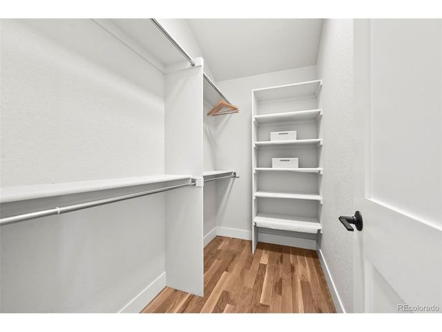 964 Saint Andrews Ln, Louisville, CO 80027