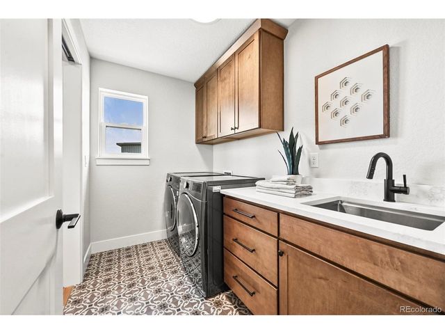 964 Saint Andrews Ln, Louisville, CO 80027