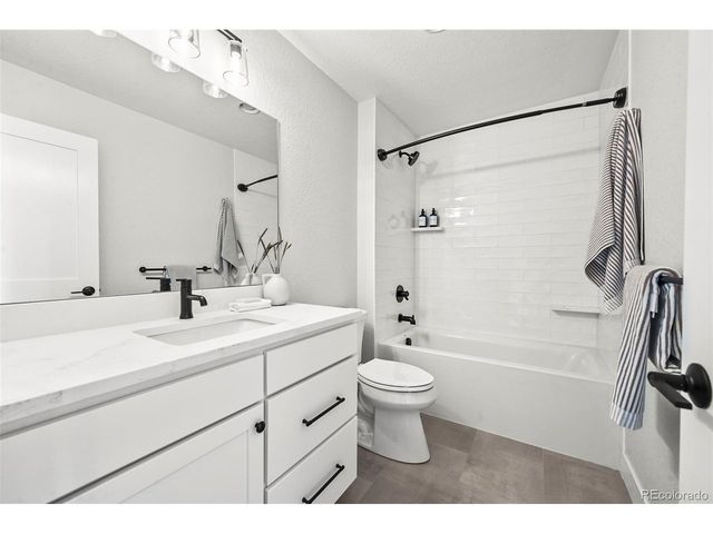 964 Saint Andrews Ln, Louisville, CO 80027