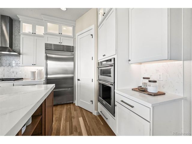 964 Saint Andrews Ln, Louisville, CO 80027