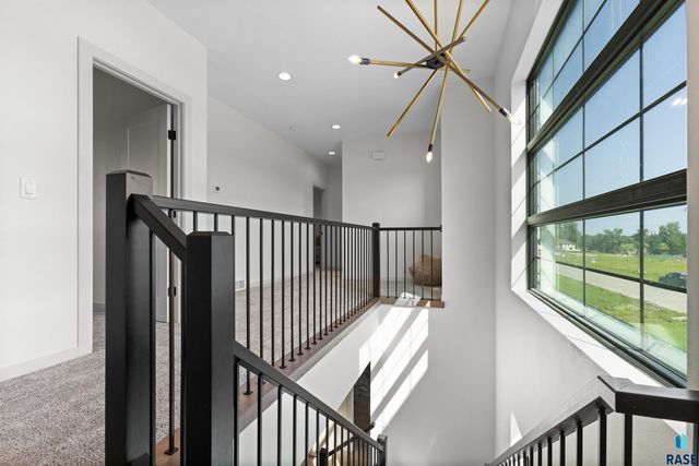 507 Mill Pond Rd Road, Rock Rapids, IA 51246