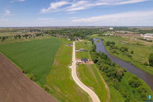 507 Mill Pond Rd Road, Rock Rapids, IA 51246