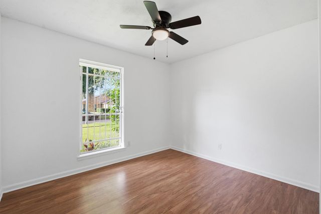 7019 Winding Trace Drive, Houston, TX 77086