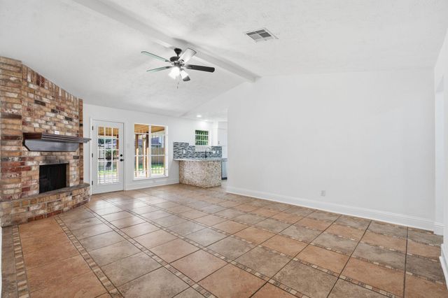 7019 Winding Trace Drive, Houston, TX 77086