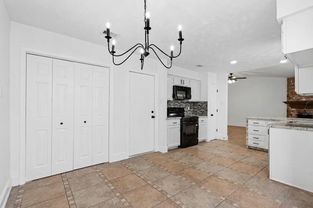 7019 Winding Trace Drive, Houston, TX 77086