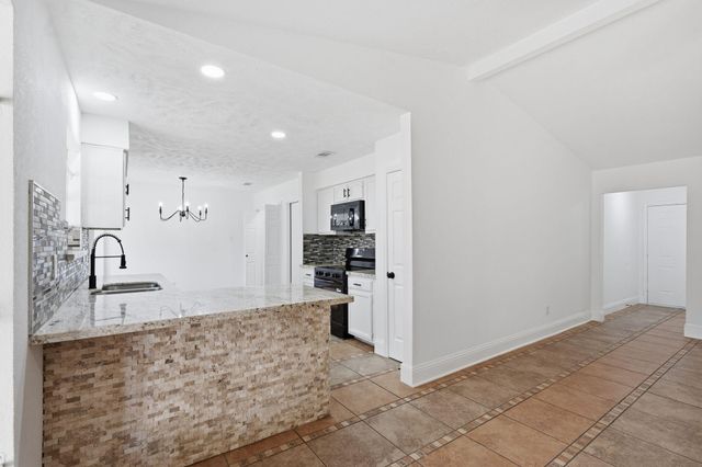 7019 Winding Trace Drive, Houston, TX 77086