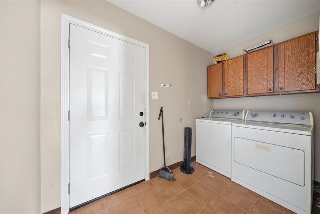 1305 CHERRY RD, Memphis, TN 38117