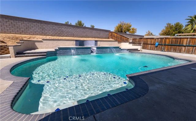 13020 Banning, Victorville, CA 92392