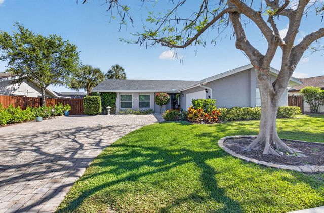 4175 Bay Laurel Way, Boca Raton, FL 33487