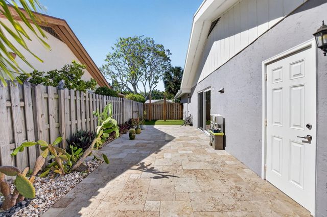 4175 Bay Laurel Way, Boca Raton, FL 33487