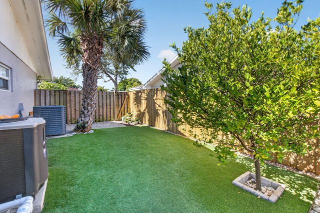 4175 Bay Laurel Way, Boca Raton, FL 33487