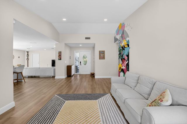 4175 Bay Laurel Way, Boca Raton, FL 33487