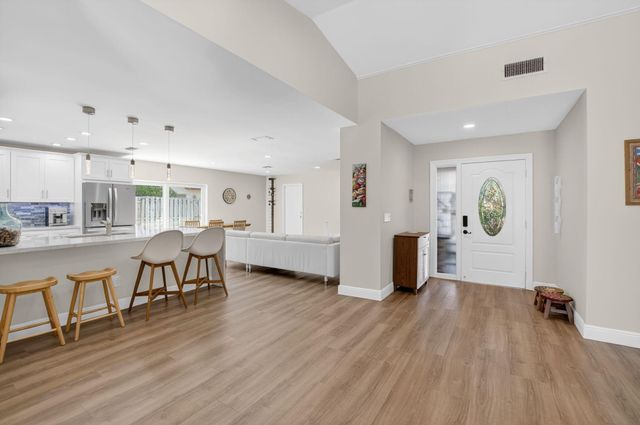 4175 Bay Laurel Way, Boca Raton, FL 33487