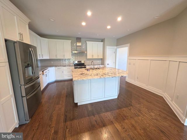 94 WOLF CREEK CIR, Dover, DE 19901