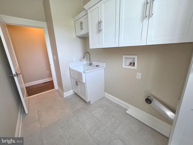 94 WOLF CREEK CIR, Dover, DE 19901