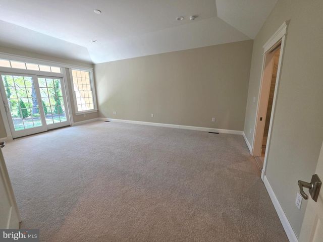 94 WOLF CREEK CIR, Dover, DE 19901