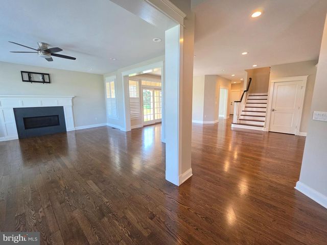 94 WOLF CREEK CIR, Dover, DE 19901