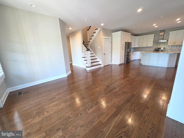 94 WOLF CREEK CIR, Dover, DE 19901