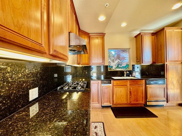 435 Sheridan Avenue 312, Palo Alto, CA 94306