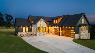 1010 Hickory Hollow Road, Inman, SC 29349