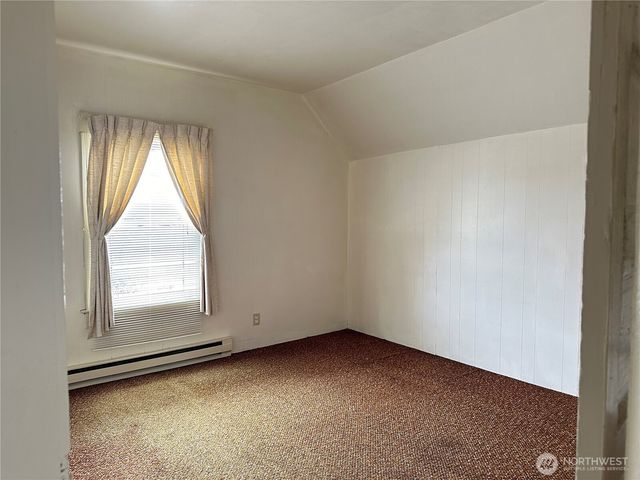 2428 Pacific Avenue, Hoquiam, WA 98550