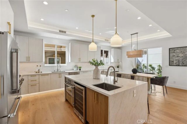 2019 Huntington Lane A, Redondo Beach, CA 90278