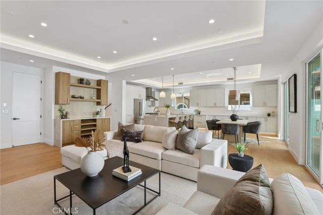 2019 Huntington Lane A, Redondo Beach, CA 90278
