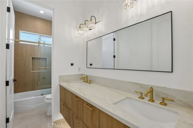 2019 Huntington Lane A, Redondo Beach, CA 90278