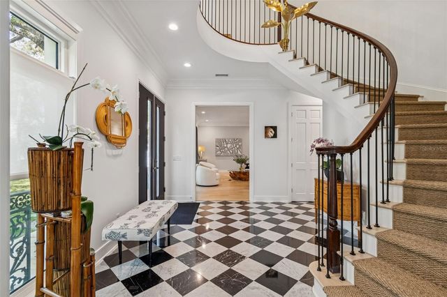 5210 S CRESCENT DRIVE, Tampa, FL 33611