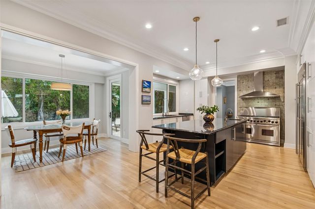 5210 S CRESCENT DRIVE, Tampa, FL 33611