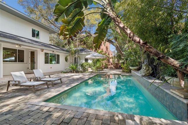 5210 S CRESCENT DRIVE, Tampa, FL 33611