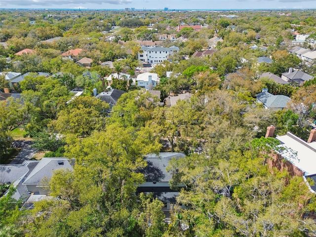 5210 S CRESCENT DRIVE, Tampa, FL 33611