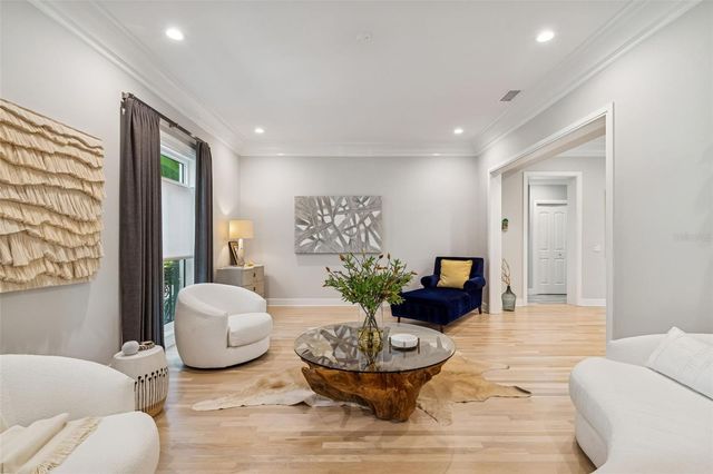 5210 S CRESCENT DRIVE, Tampa, FL 33611