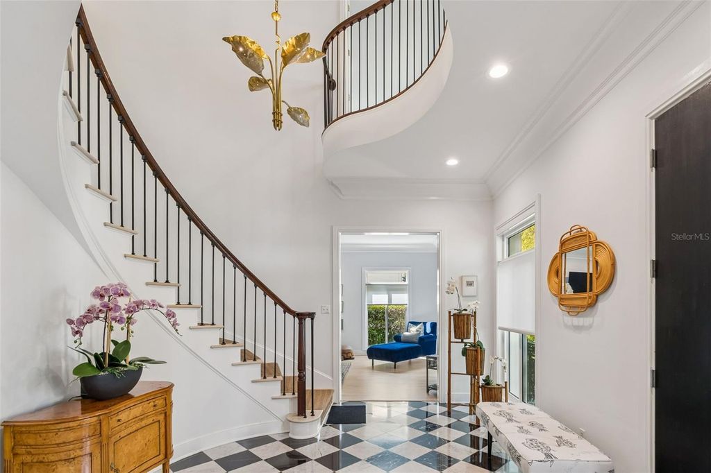 Image 2 of property listing at 5210 S CRESCENT DRIVE, Tampa, FL 33611