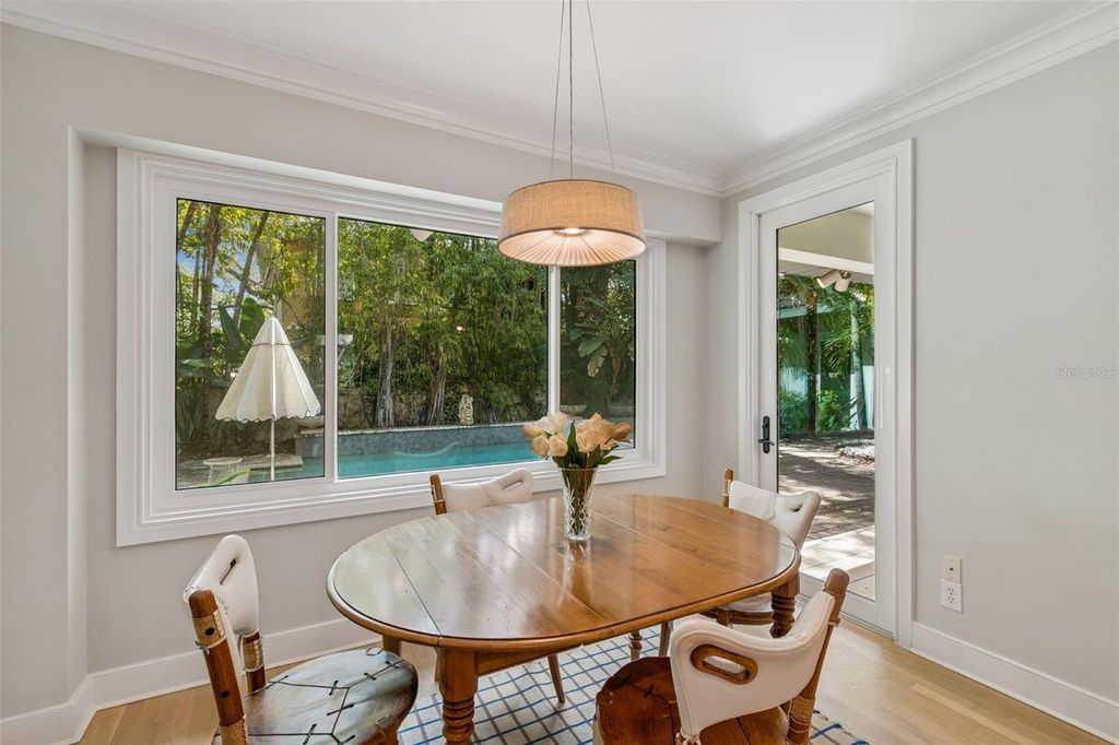 Image 25 of property listing at 5210 S CRESCENT DRIVE, Tampa, FL 33611