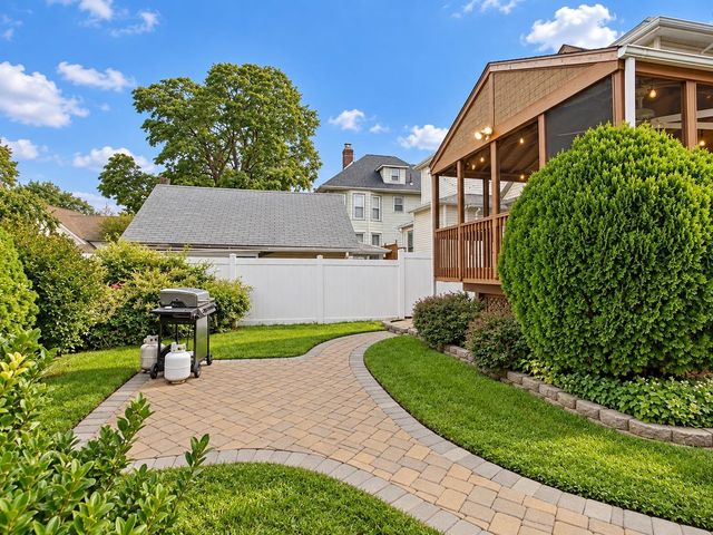 242 SUMMIT AVE, Bogota, NJ 07603