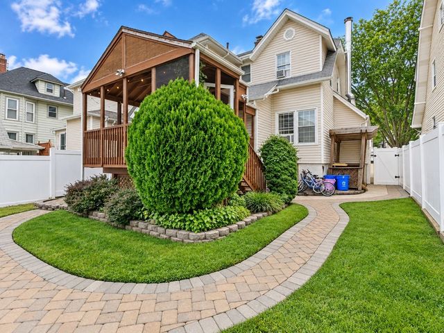 242 SUMMIT AVE, Bogota, NJ 07603