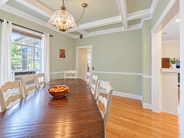 242 SUMMIT AVE, Bogota, NJ 07603