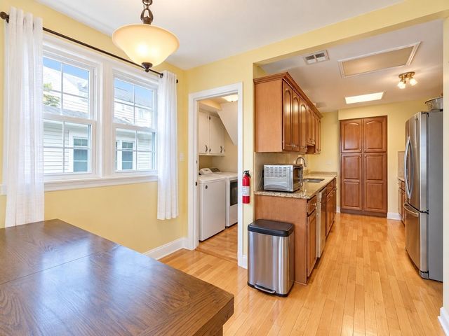 242 SUMMIT AVE, Bogota, NJ 07603