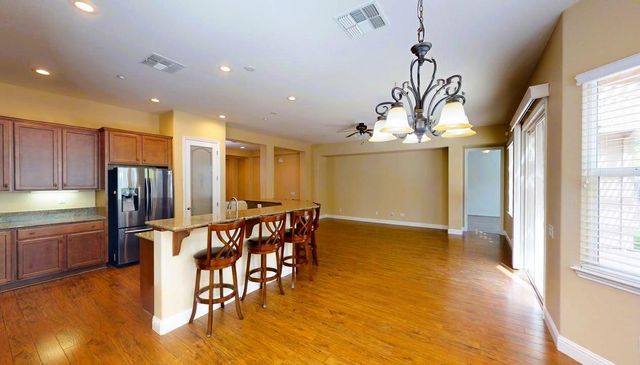 2241 Coryton Ln, Roseville, CA 95747
