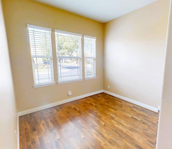 2241 Coryton Ln, Roseville, CA 95747