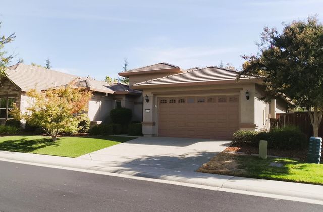 2241 Coryton Ln, Roseville, CA 95747
