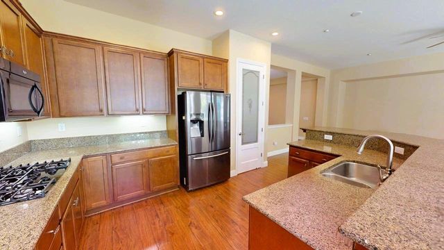 2241 Coryton Ln, Roseville, CA 95747