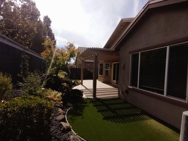 2241 Coryton Ln, Roseville, CA 95747